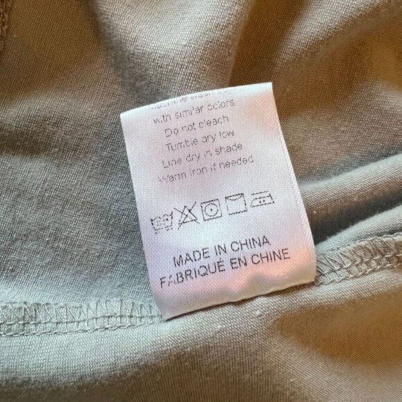 Baseball Grey & White Heart T-Shirt Medium - Picture 6 of 6